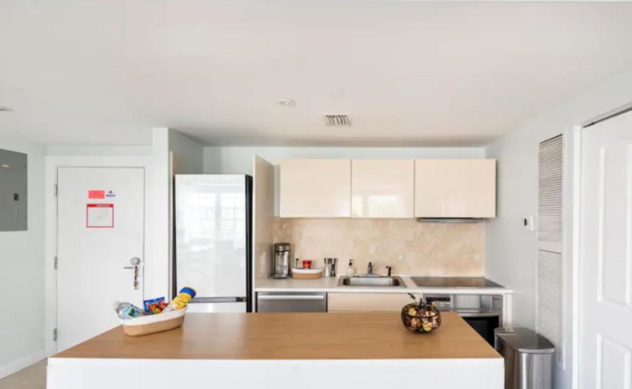 Carlyle Hotel Ocean Dr South Beach 2 Bedroom Luxury Apartment Miami Beach Buitenkant foto